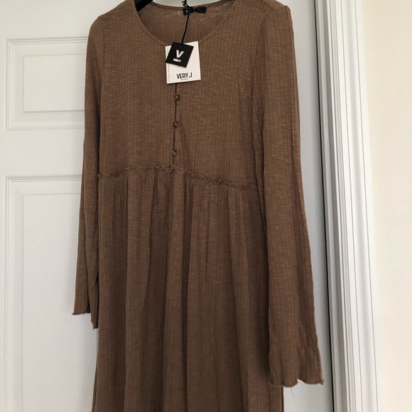 Very J Dresses & Skirts - Very J brown dress